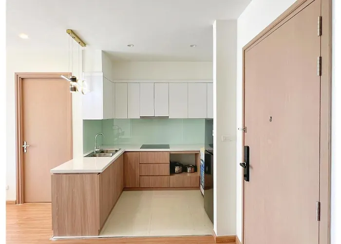 Bay Premium Near Marina - Căn Hộ Chung Cư Cao Cấp 2 Ngủ Hướng Vịnh Hạ Long
